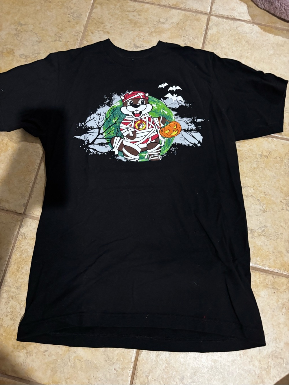 Bucees Black Halloween Graphic T‑Shirt with Mummy Cartoon